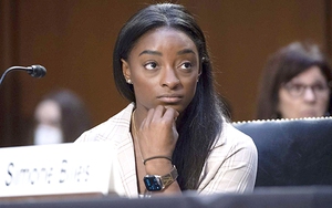 Bê bối lạm dục tình dục trong làng TDDC Mỹ: FBI không bảo vệ được Simon Biles