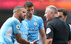 Man City hòa thất vọng Southampton: Không tiền đạo, không vấn đề?