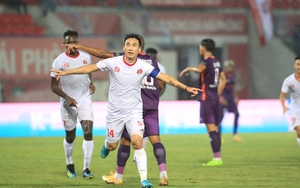 V-League 2022 'nóng' cả 2 đầu bảng xếp hạng