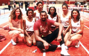 Wilt Chamberlain: Huyền thoại sân bóng rổ, kỷ lục gia trên… giường