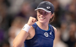 WTA Finals 2022: Swiatek vẫn quá mạnh