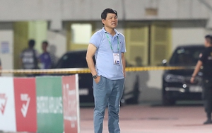 V-League 2022: Đỏ mắt tìm thầy