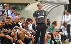 Juventus: 'Hoang mang style' ở thành Turin