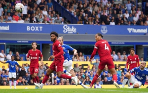 Liverpool lại gây thất vọng: Những âu lo sau derby Merseyside