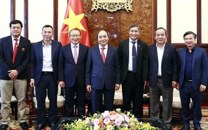 Bóng lăn tuần qua: Xong ghế 'tư lệnh' VFF