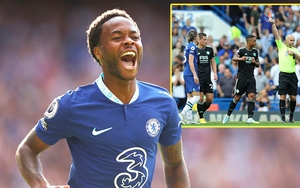 Sterling hay, nhưng Chelsea vẫn phải có tiền đạo