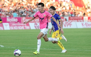 Chuyên gia Nguyễn Thành Vinh: 'Mừng cho Quang Hải và vui cùng V League 2022'