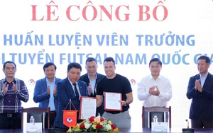 Từ tướng Chung đến 'thầy khủng' futsal