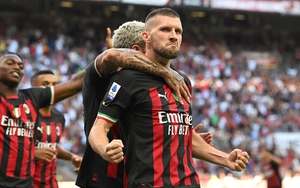 Ngày mở màn Serie A: Tưng bừng Milan, nhọc nhằn Inter