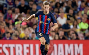 Barcelona: Tiếng thở dài của De Jong