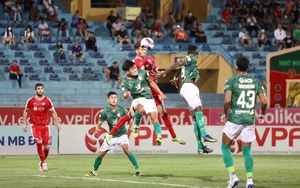 Bóng đá Sài thành vẫn 'bóc ngắn, cắn dài'