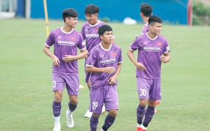 Việt Nam vs Afghanistan: Khi đội tuyển 'hành phương Nam'