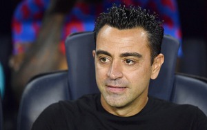 Barcelona: Bước khỏi vai những người khổng lồ