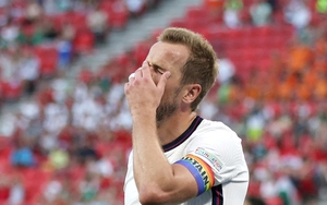 Anh thua Hungary: Không thể chỉ hay tại Wembley
