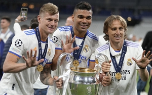 Real Madrid: Những người không ngủ quên