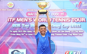 Federer sắp rơi khỏi Top 100, Hoàng Nam thăng tiến mạnh mẽ