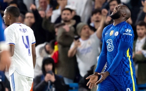 Mùa Hè trầm lắng của Chelsea