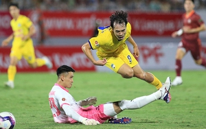 HLV Kiatisuk vẫn rối với HAGL