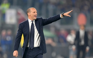 Allegri vẫn đang 'nhào nặn' Juventus