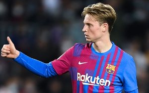 Frenkie de Jong: Món ăn dở trên bàn tiệc Barca
