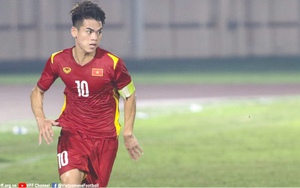 Khuất Văn Khang: 'Cánh én' mới của bóng đá Việt Nam