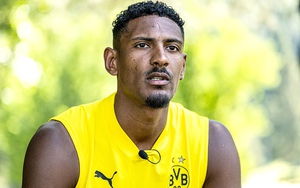 Cuộc chiến với ung thư tinh hoàn của ngôi sao bóng đá