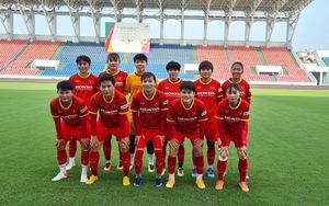 Nữ Việt Nam vs nữ Philippines: Thầy trò HLV Mai Đức Chung “leo núi”