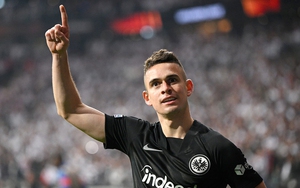 Frankfurt vs Rangers: Cuộc chiến của Borre và Ramsey