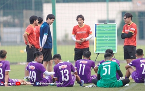 U23 Việt Nam hãy quẳng gánh lo đi