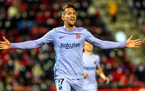 Luuk de Jong lại tỏa sáng: Tấm vé số độc đắc của Xavi