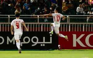 Xem Công Phượng 'đánh võng'