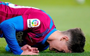 Barcelona: Khi các hậu vệ hàng đầu đầu hàng