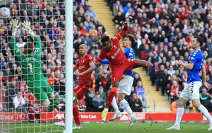 Liverpool: Một trời một vực so với Everton