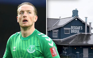 Những hành vi điên rồ của sao bóng đá khi say rượu