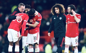 MU trong khủng hoảng: Mớ hỗn độn không điểm dừng