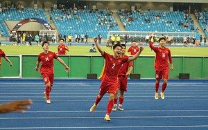 Bóng lăn tuần qua: Luận về bóng đá trẻ