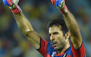 Buffon tiếp tục chơi bóng đến khi 46 tuổi