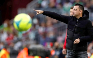 Barcelona: Liều vaccine tinh thần của Xavi