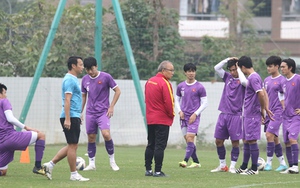 Áp lực làm mới của HLV Park Hang Seo