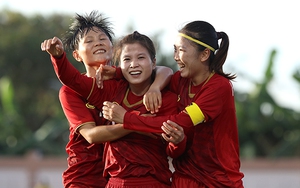 'Đội tuyển Việt Nam hãy ra sân với tinh thần tận hiến'