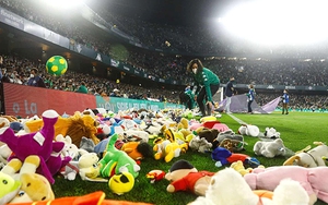 Bữa tiệc bàn thắng và đồ chơi của Real Betis