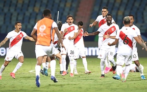 Những trận đấu điên rồ nhất năm 2021