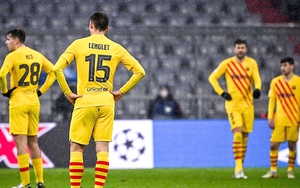 Barcelona sụp đổ và sụp đổ