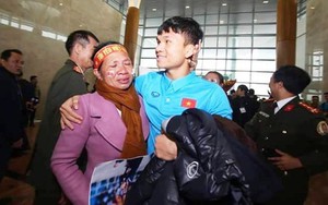 Hậu vệ U23 Việt Nam Xuân Mạnh: 'Gia đình là động lực để tôi phấn đấu'