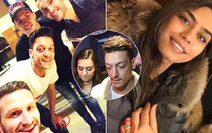 Mesut Oezil: Gia hạn với Arsenal và... cưới vợ