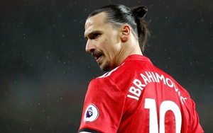 Ibrahimovic nên tự giác rời M.U để như một... người hùng
