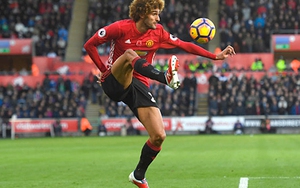 Chấn thương, đá kém, Fellaini khởi kiện... hãng giày. Và bị kiện ngược