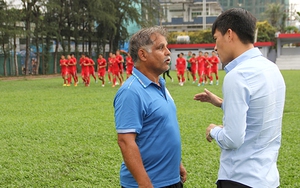 Công Vinh sa thải HLV Alain Fiard: Ai là người thất bại?