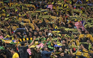 Hooligan bắt đầu quậy ở SEA Games