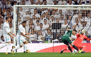 Real Madrid và những hậu vệ không biết phòng ngự